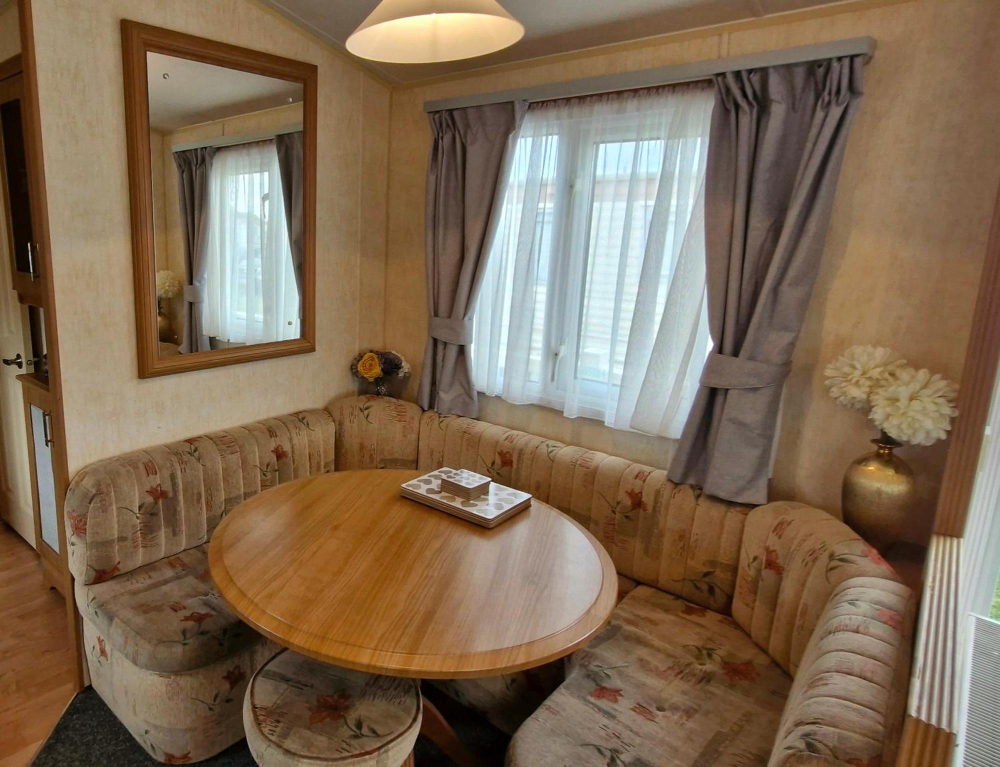 Mollies Den 2 8 Berth F34 The Grange Holiday Park Инголдмелс Екстериор снимка